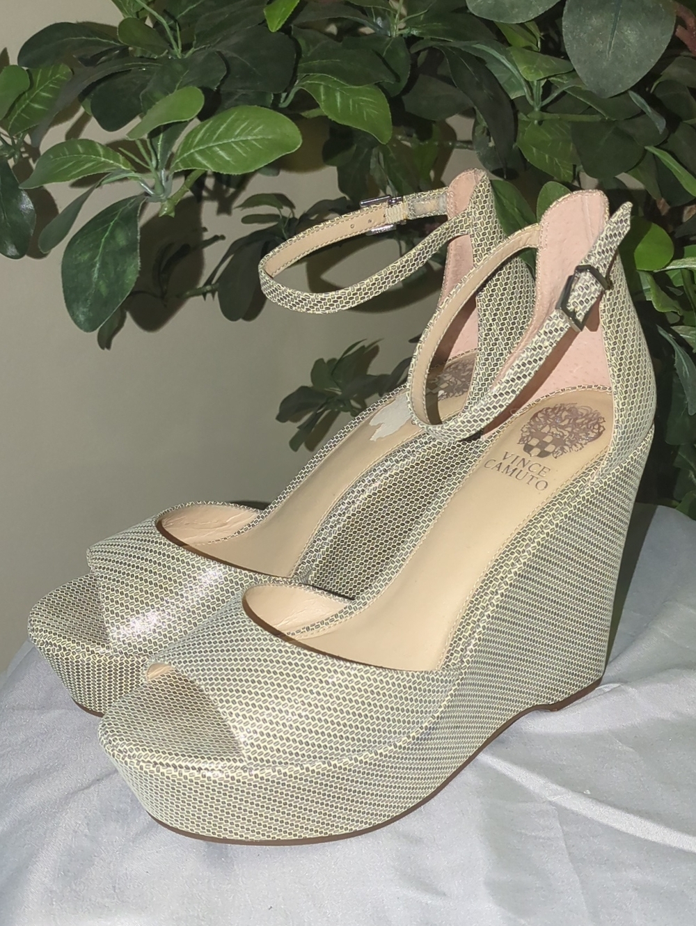 Vince Camuto Platform Ankle-Strap Sandals- Never Worn